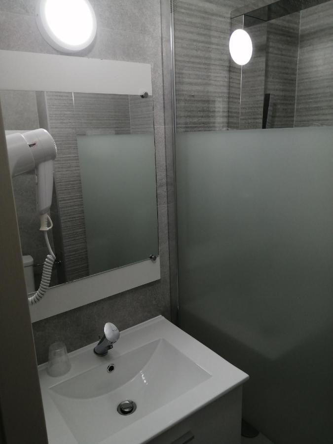 Contact Hotel Arc-En-Ciel - Reouverture - Entierement Renove Mulhouse Buitenkant foto