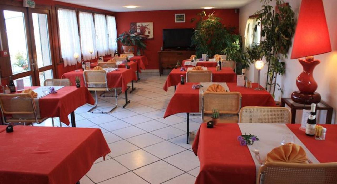 Contact Hotel Arc-En-Ciel - Reouverture - Entierement Renove Mulhouse Buitenkant foto